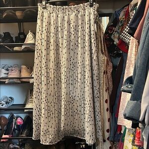 Chic Black and White Striped A-Line Skirt